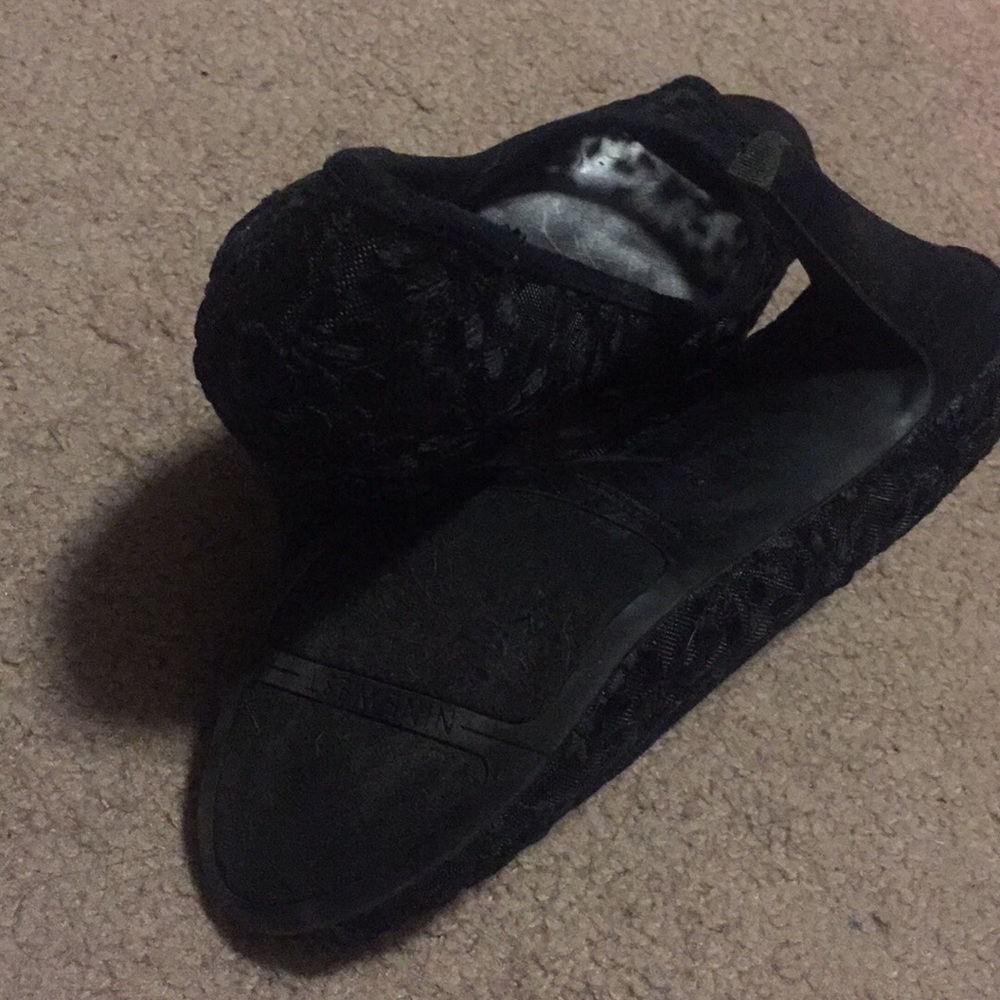 Nine West Lace heels - Picture 4 of 4